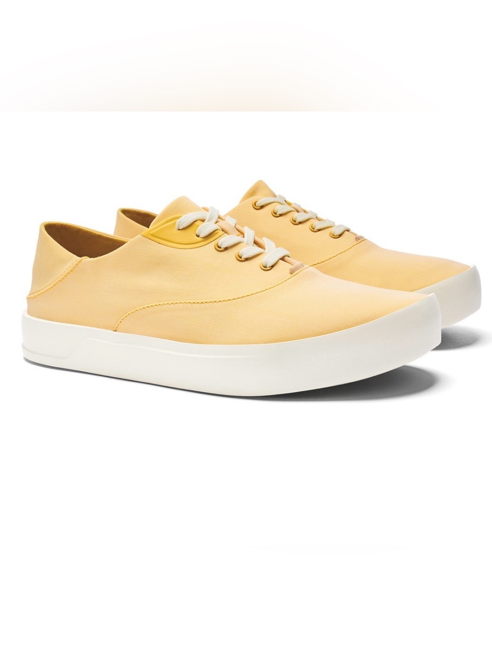 OluKai Tradewind low-top canvas sneakers in the Solar Glow yellow size 8.5 NWOT